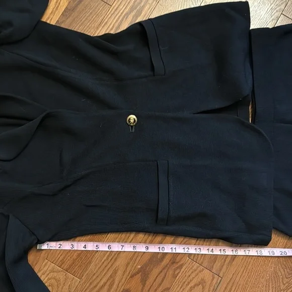 ST. JOHN Basics blazer size 8